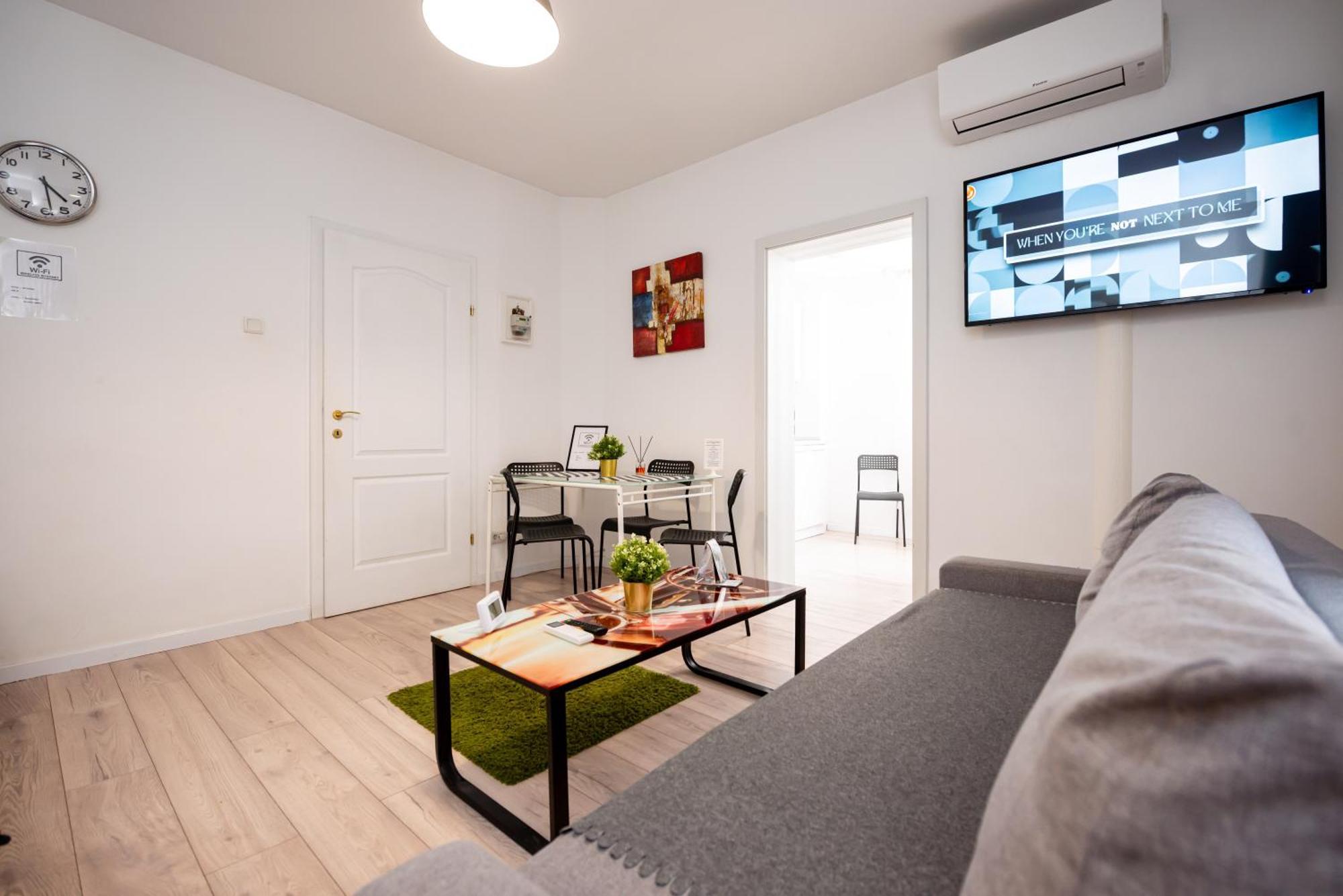 Ideal Accommodation City Center Boekarest Buitenkant foto