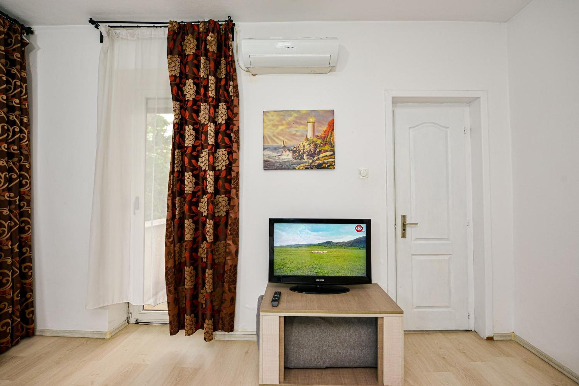 Ideal Accommodation City Center Boekarest Buitenkant foto