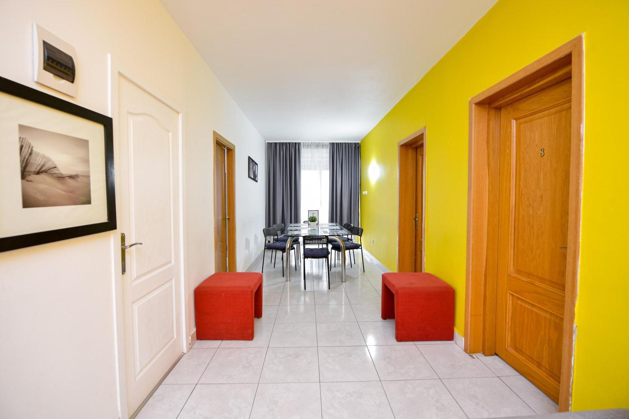 Ideal Accommodation City Center Boekarest Buitenkant foto
