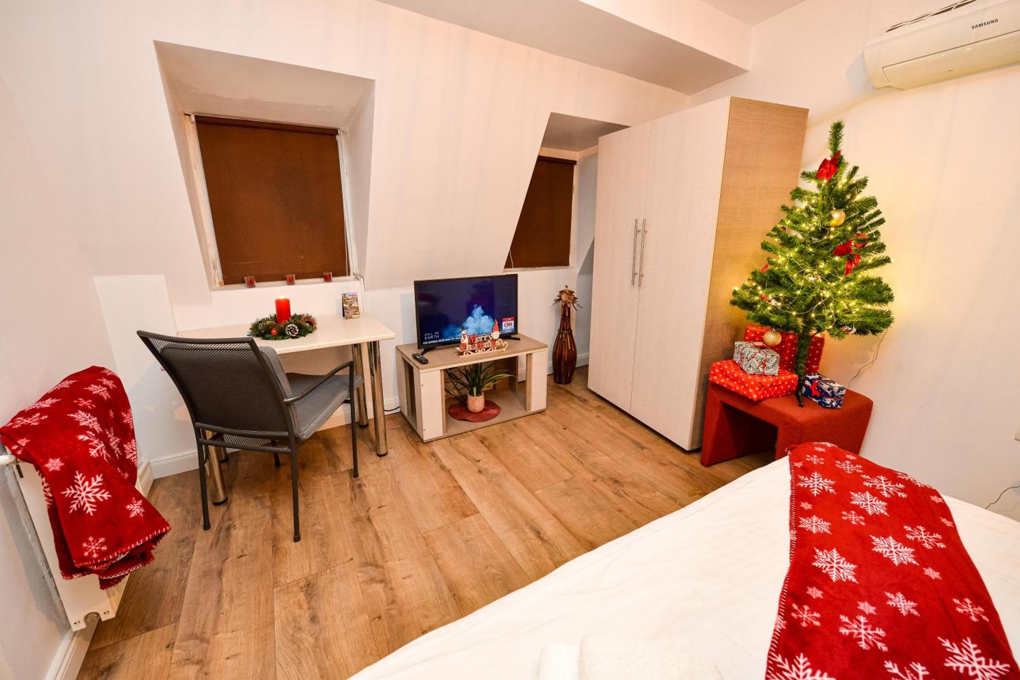Ideal Accommodation City Center Boekarest Buitenkant foto