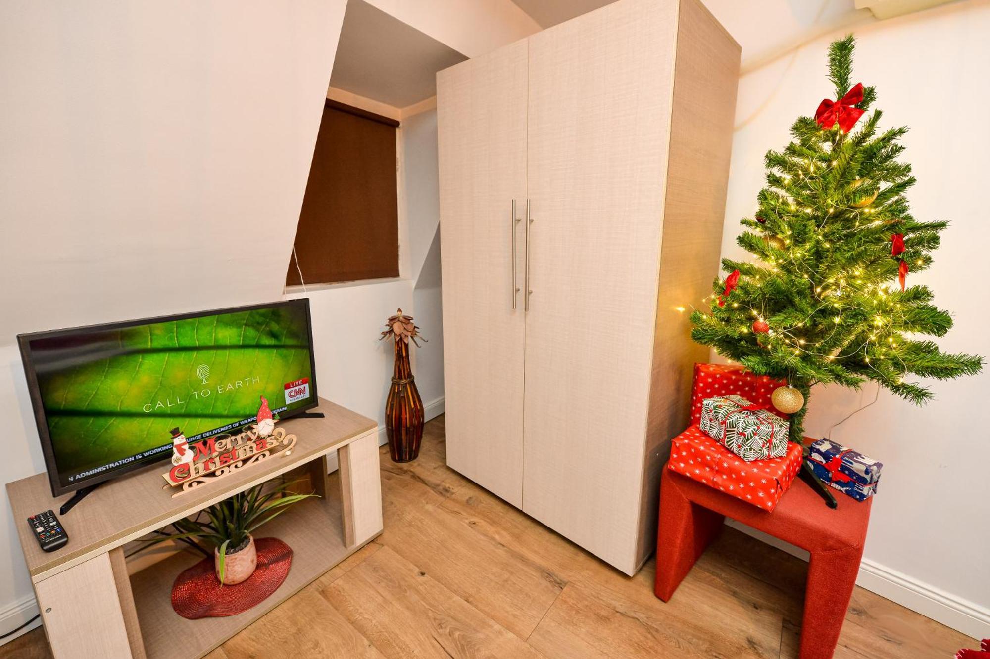 Ideal Accommodation City Center Boekarest Buitenkant foto