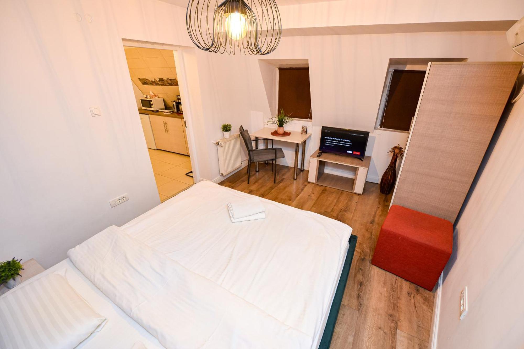 Ideal Accommodation City Center Boekarest Buitenkant foto